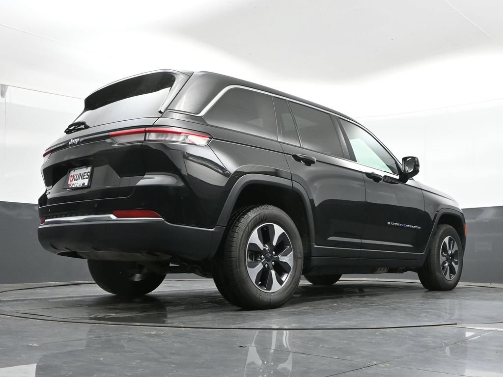 Used 2024 Jeep Grand Cherokee Limited 4xe AWD/4WD image 42