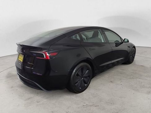 Used 2025 Tesla Model 3 Long Range image 5