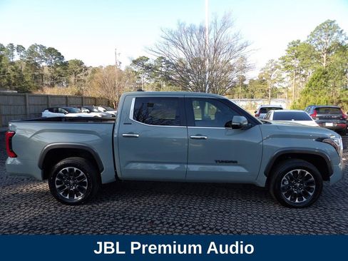 Used 2026 Toyota Tundra Limited AWD/4WD image 5