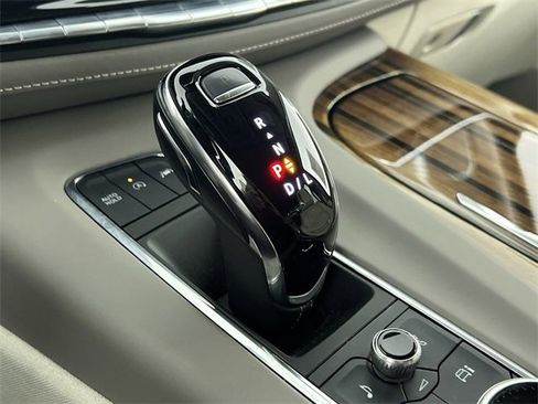 Certified 2023 Cadillac Escalade Premium Luxury Platinum image 16