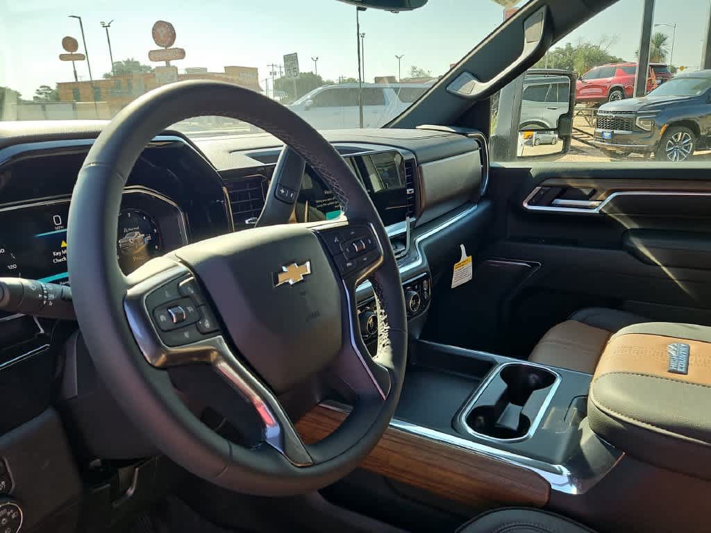 New 2026 Chevrolet Silverado 2500 High Country w/ Technology Package AWD/4WD image 10
