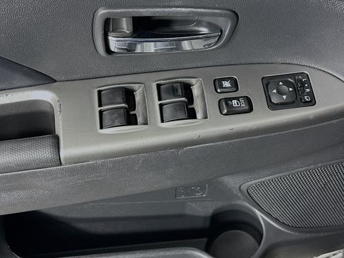 Used 2022 Mitsubishi Outlander Sport SE FWD image 14