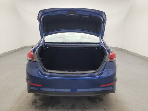 Used 2017 Hyundai Elantra SE FWD image 29