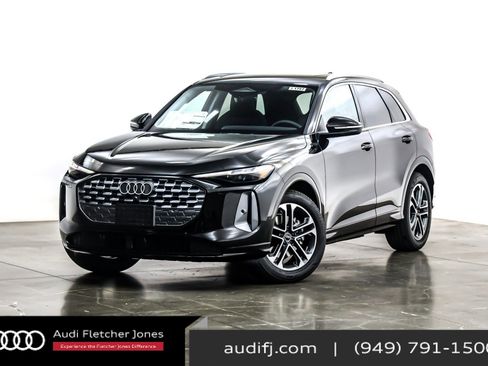 New 2025 Audi Q5 Prestige image 1