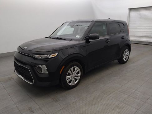 Used 2021 Kia Soul LX FWD image 2