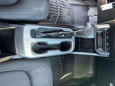 Used 2017 Chevrolet Colorado LT image 33