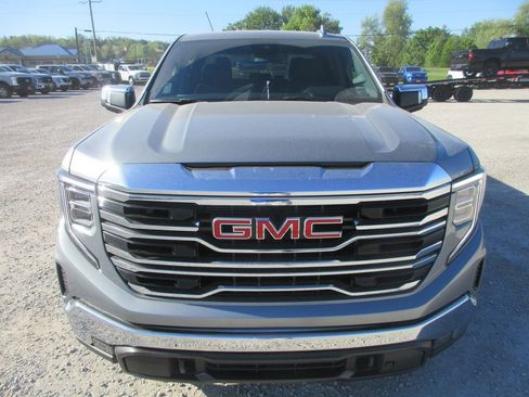 New 2026 GMC Sierra 1500 SLT AWD/4WD image 11