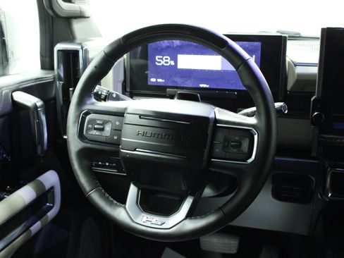 Used 2026 GMC Hummer EV SUV w/ LPO, Dark Essentials Package AWD/4WD image 19