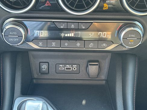 Used 2024 Nissan Sentra SR w/ SR Premium Package image 21