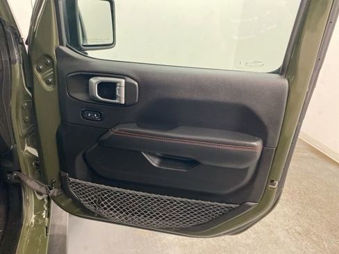 Used 2023 Jeep Wrangler Unlimited Rubicon 4xe AWD/4WD image 27