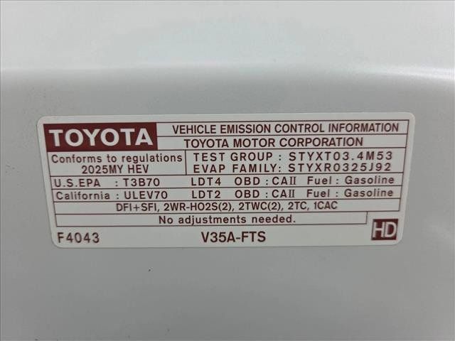 Used 2025 Toyota Tundra Limited w/ TRD Off-Road Package AWD/4WD image 21