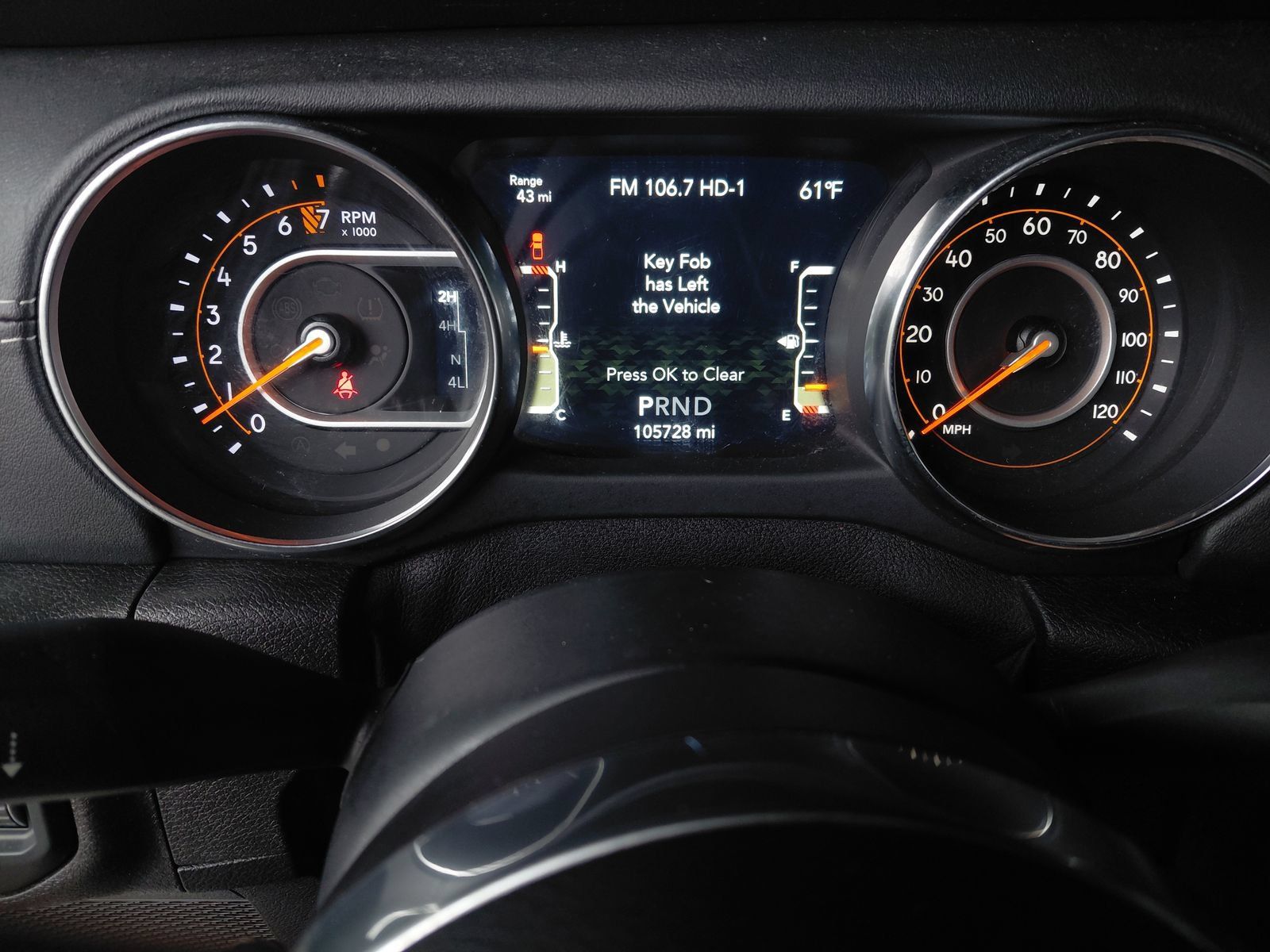 Used 2020 Jeep Gladiator Overland AWD/4WD image 7