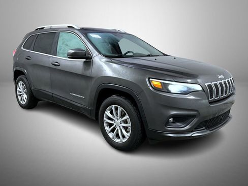 Used 2021 Jeep Cherokee Latitude Plus image 3