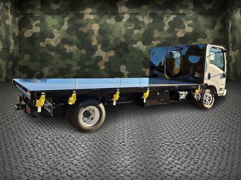 New 2025 Chevrolet Low Cab Forward RWD image 4