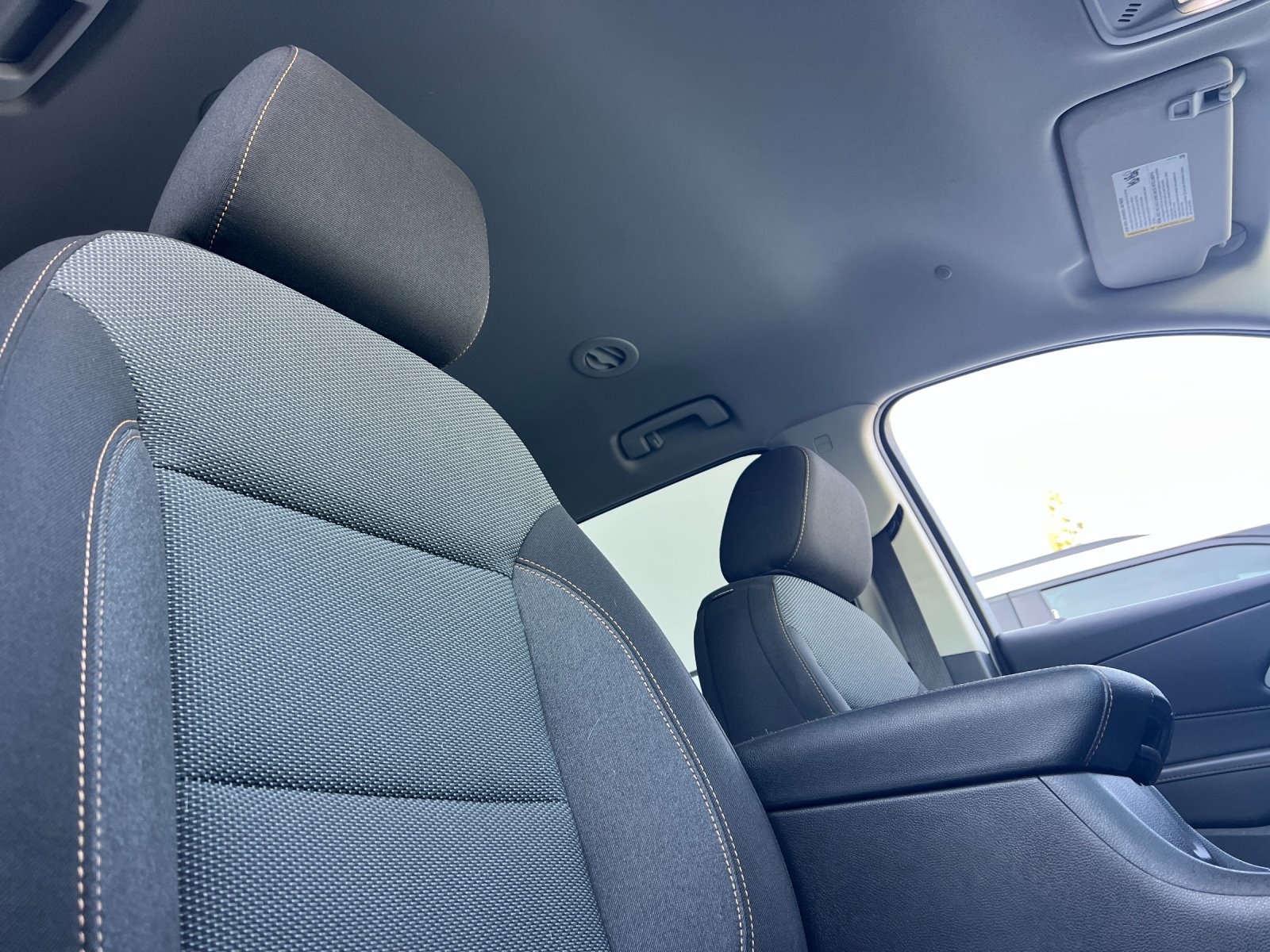 Used 2021 Chevrolet Traverse LT FWD image 18