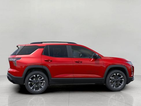 New 2026 Chevrolet Equinox RS AWD/4WD image 5