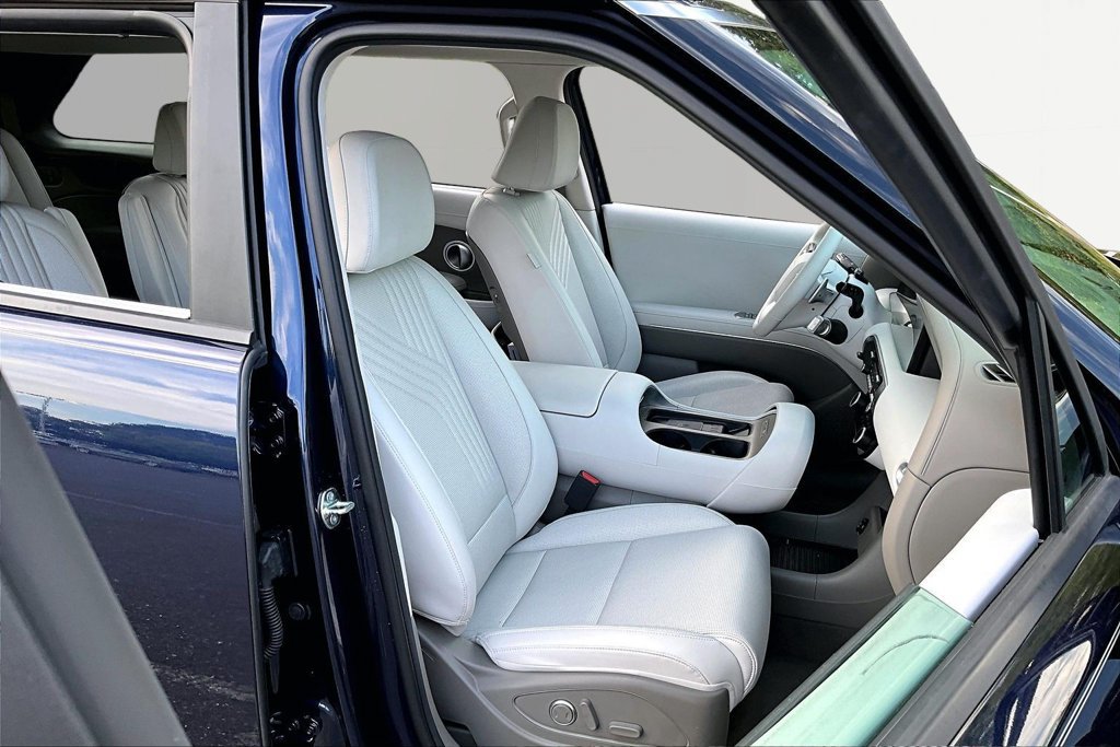 Used 2026 Hyundai Palisade SEL FWD image 24