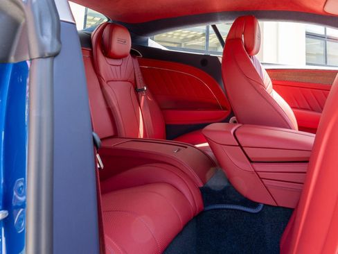 Used 2024 Bentley Continental GT V8 image 11