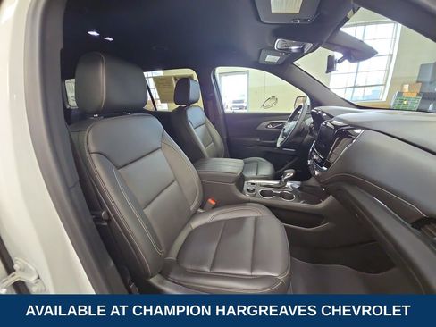 Used 2023 Chevrolet Traverse LT w/ LT Premium Package AWD/4WD image 36