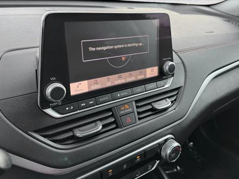 Used 2019 Nissan Altima 2.5 SR image 12