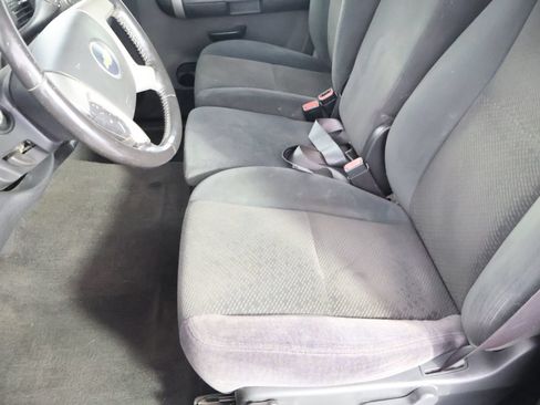 Used 2007 Chevrolet Silverado 2500 LT AWD/4WD image 25