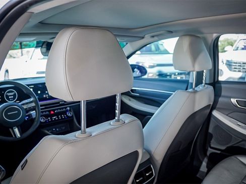 Used 2024 Hyundai Sonata Limited image 29