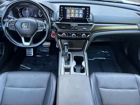 Used 2020 Honda Accord Sport image 3