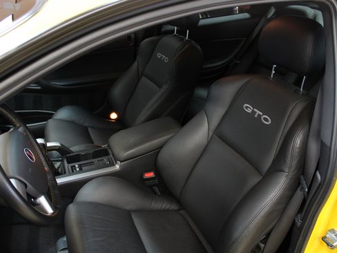 Used 2005 Pontiac GTO image 33