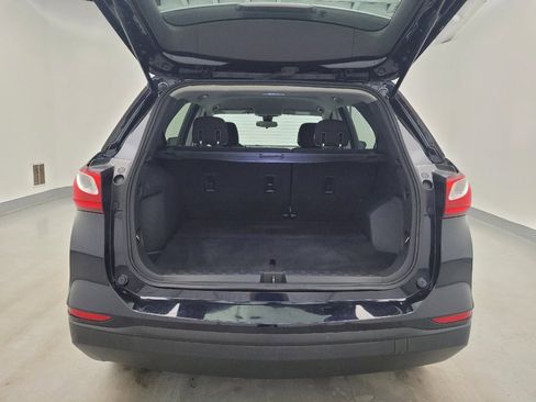 Used 2020 Chevrolet Equinox LS image 29