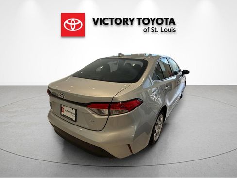 Used 2024 Toyota Corolla LE FWD image 3