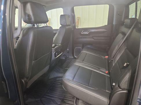 Used 2023 GMC Sierra 1500 SLT w/ SLT Premium Package image 13