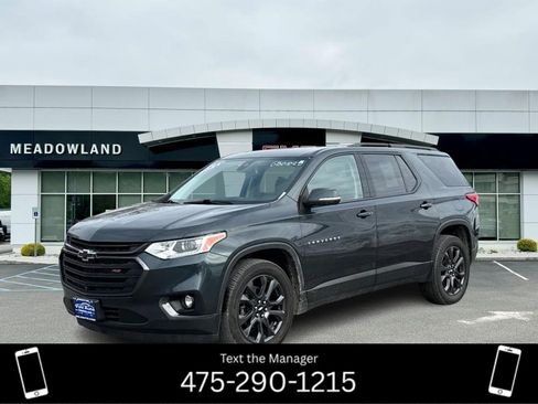 Used 2021 Chevrolet Traverse RS image 1