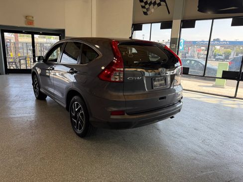 Used 2016 Honda CR-V SE image 5