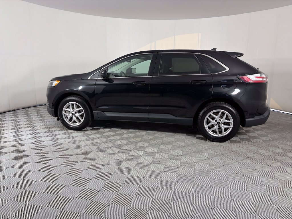 Certified 2024 Ford Edge SEL AWD/4WD image 4