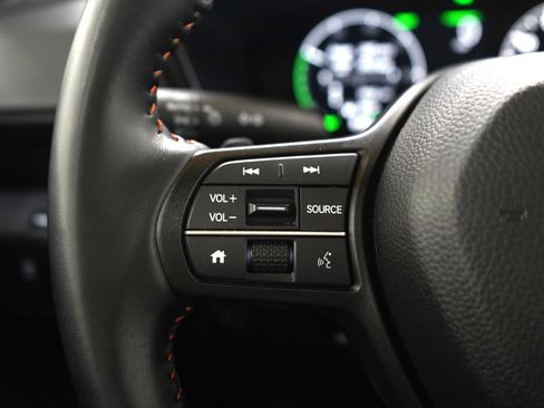 Used 2025 Honda CR-V Sport image 24