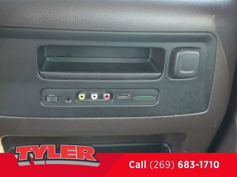 Used 2014 Chevrolet Silverado 1500 High Country image 47