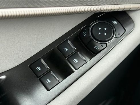 New 2026 Ford Explorer Active w/ Active Comfort Package image 25