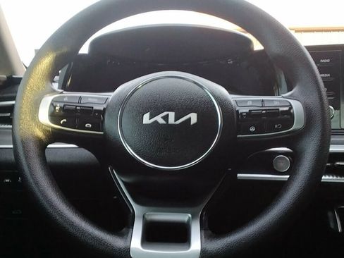 Used 2023 Kia K5 LXS image 12