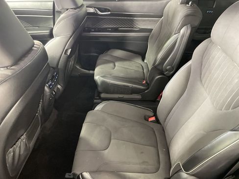 Used 2024 Hyundai Palisade Calligraphy image 23