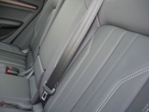 Certified 2023 Audi Q5 2.0T Premium Plus w/ Premium Plus Package image 24