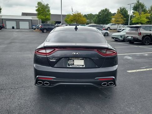 Used 2019 Kia Stinger Premium RWD image 5