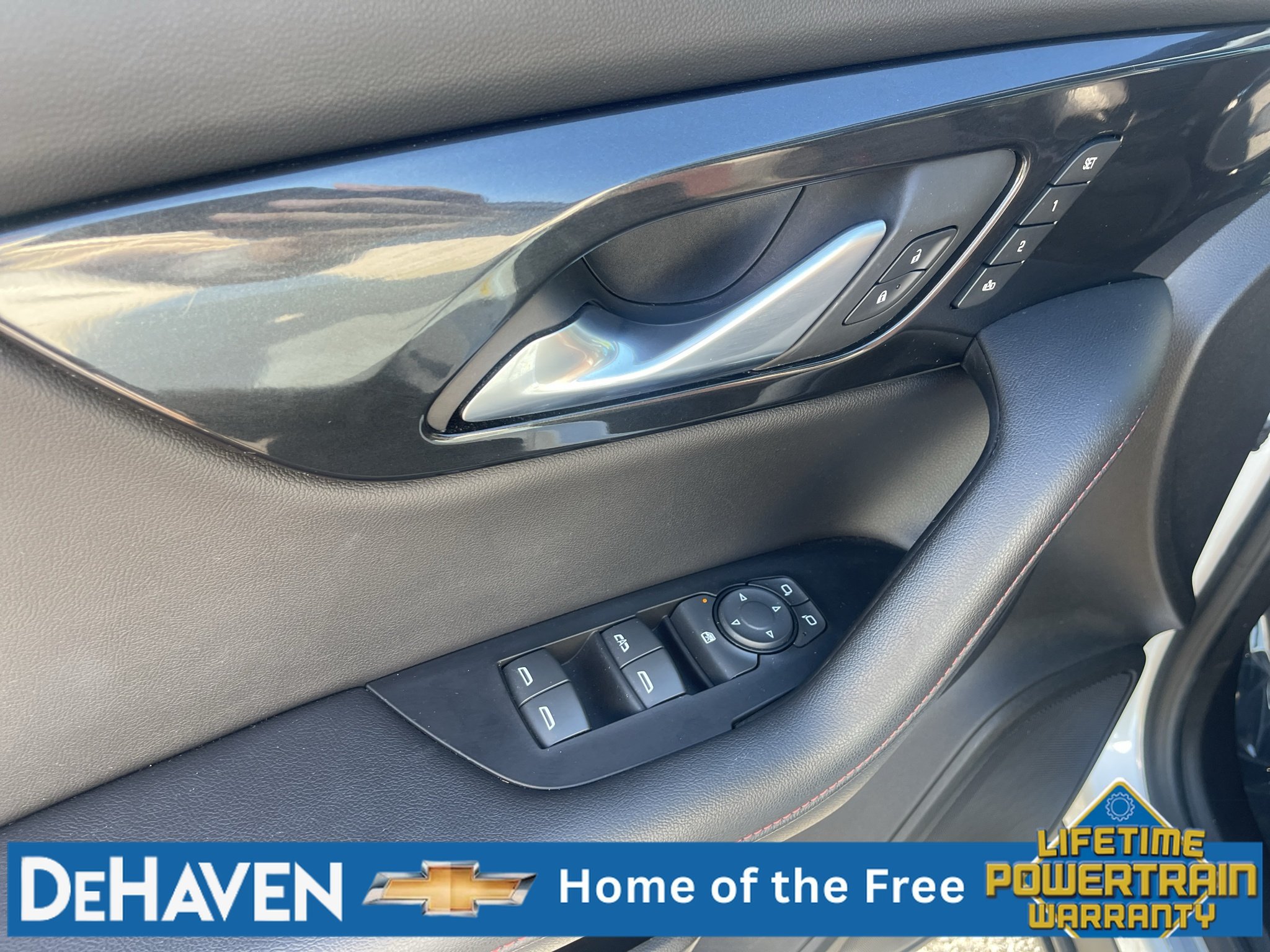 Used 2022 Chevrolet Blazer RS w/ Enhanced Convenience Package FWD image 25
