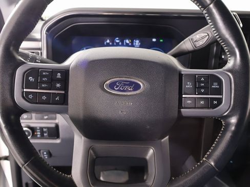 Used 2024 Ford F350 Lariat w/ Lariat Ultimate Package image 3