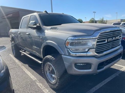 Used 2021 RAM 2500 Laramie AWD/4WD image 1
