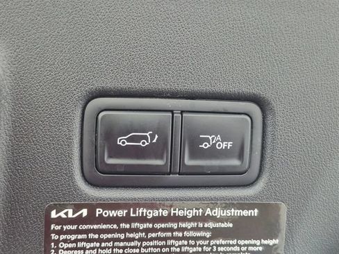 Used 2027 Kia Telluride S w/ Towing Package AWD/4WD image 30