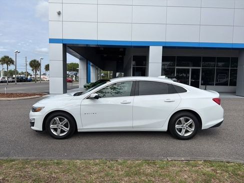 Used 2024 Chevrolet Malibu LT image 4
