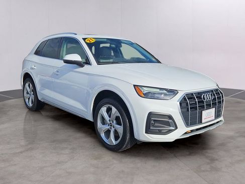 Used 2021 Audi Q5 Premium Plus image 3