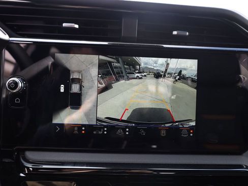 New 2026 GMC Sierra 3500 AT4 w/ Technology Package AWD/4WD image 16