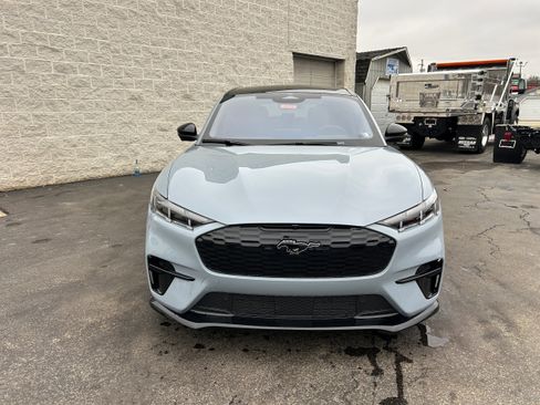 New 2025 Ford Mustang Mach-E GT AWD/4WD image 17