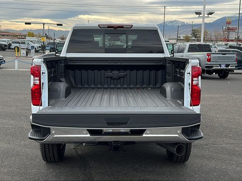 New 2026 Chevrolet Silverado 2500 LT w/ All Star Edition AWD/4WD image 7